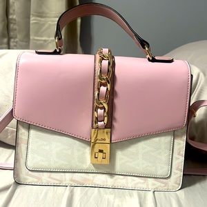 Brand new with out tag pink aldo bag